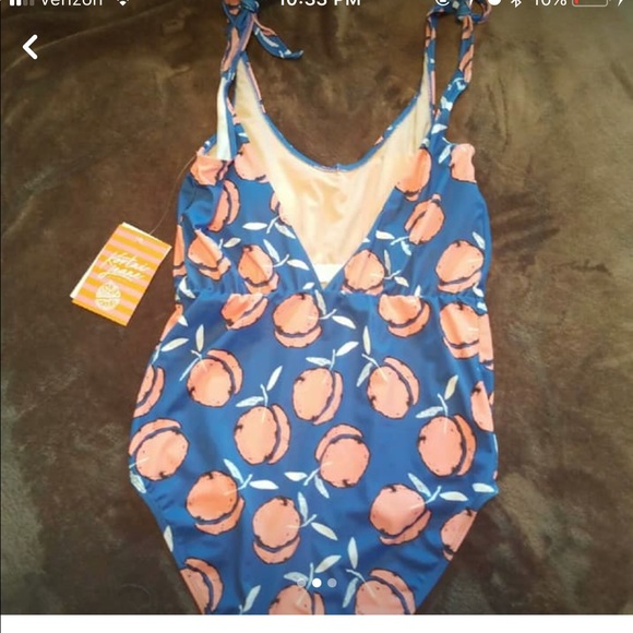 XL white one piece - Picture 2 of 2